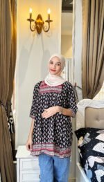 Trendy Short Kurti (BLACK) - Image 7